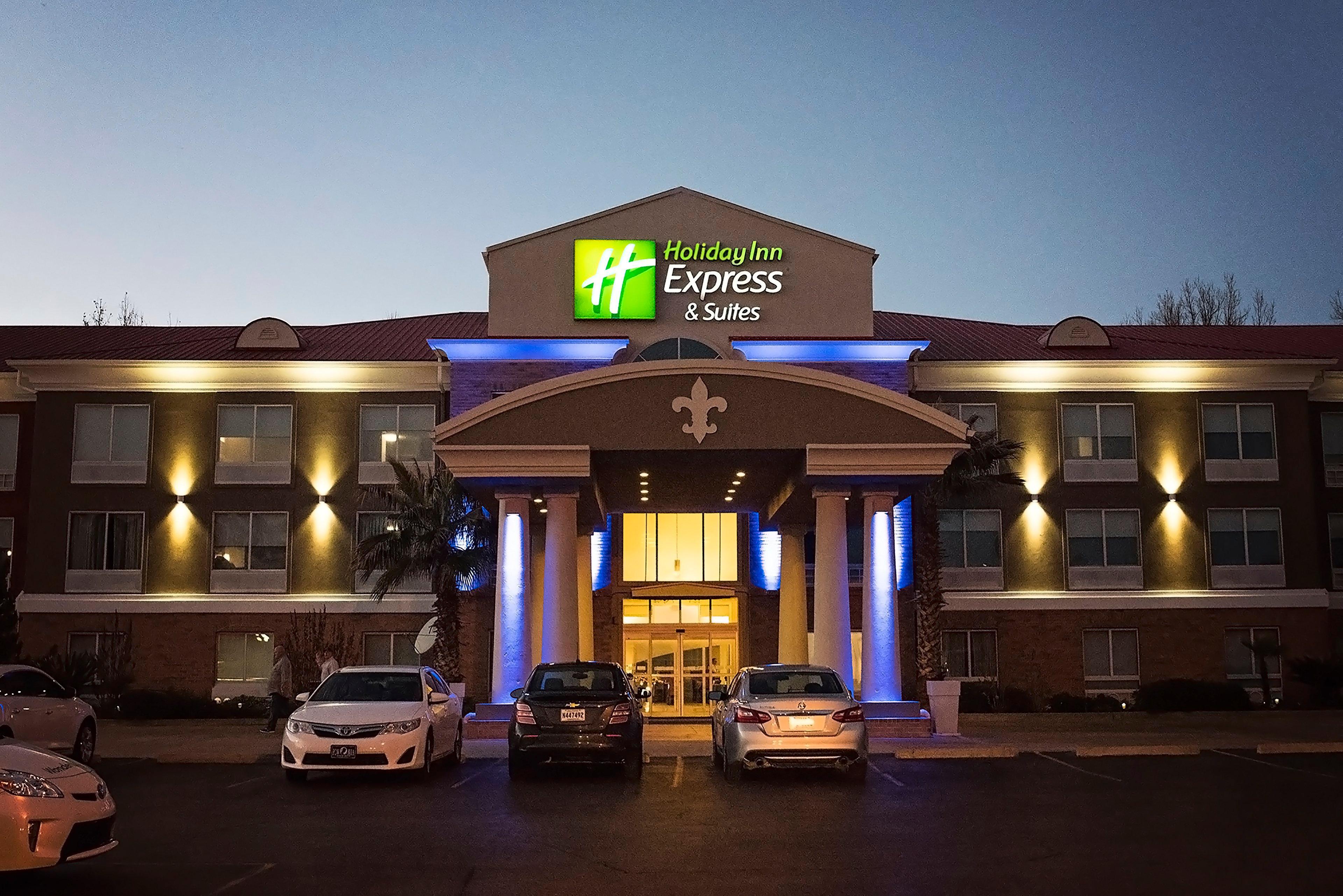 Holiday Inn Express & Suites Alexandria, An Ihg Hotel Εξωτερικό φωτογραφία