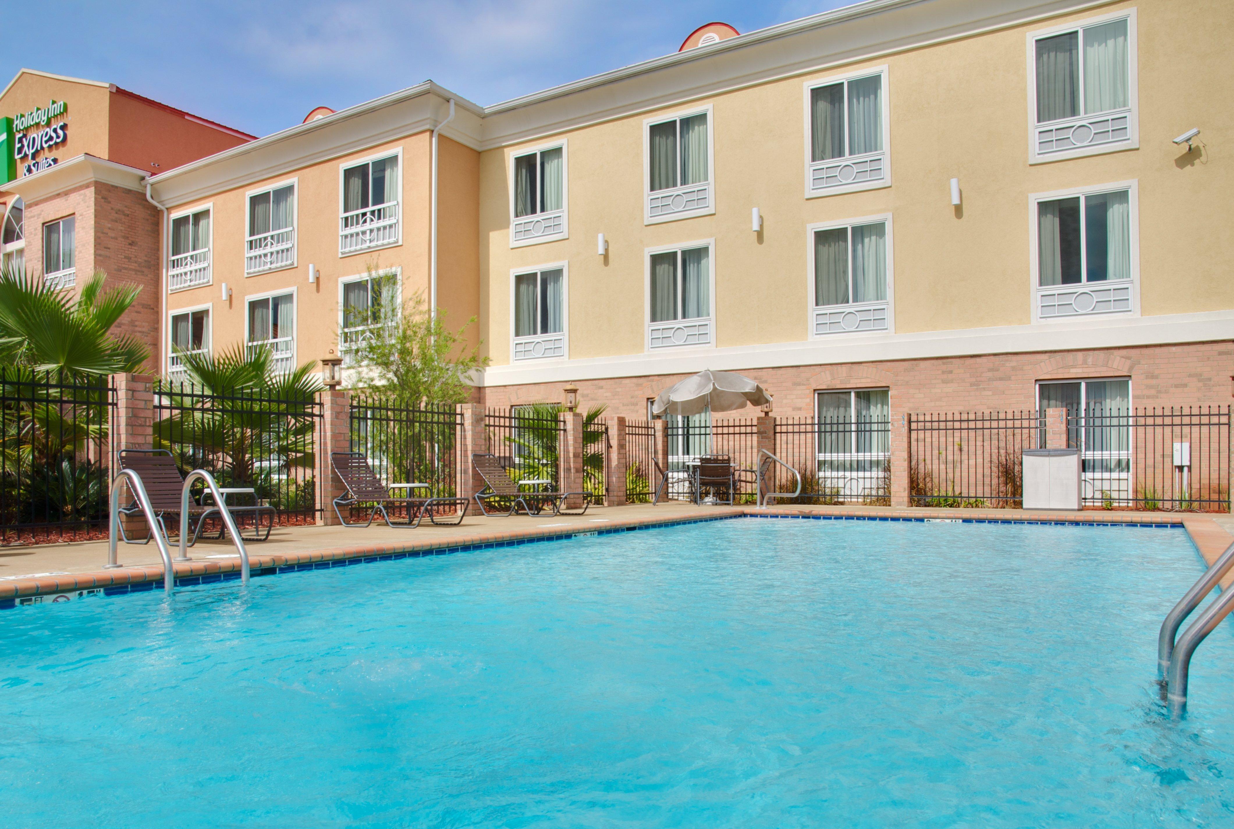 Holiday Inn Express & Suites Alexandria, An Ihg Hotel Εξωτερικό φωτογραφία