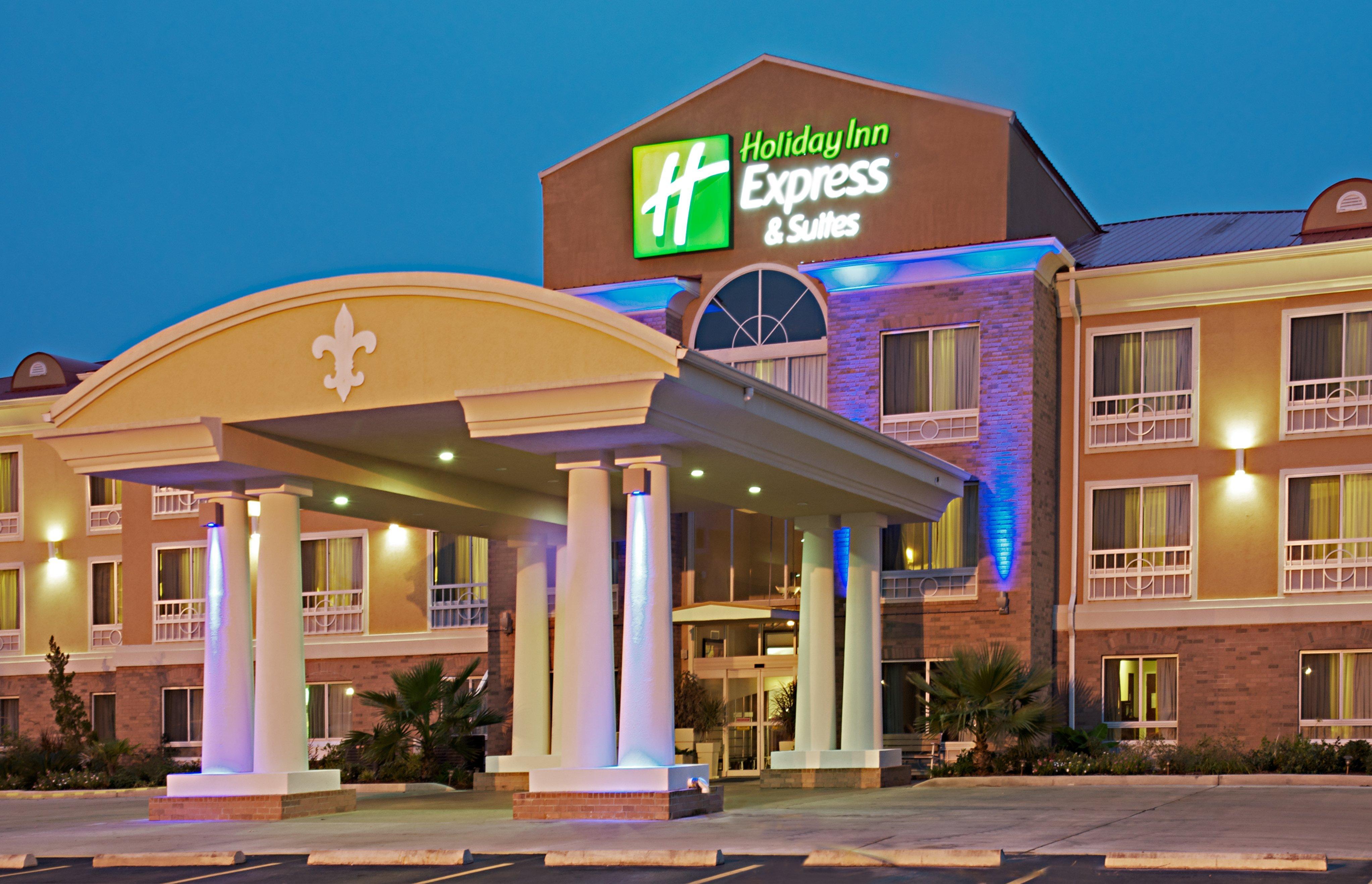 Holiday Inn Express & Suites Alexandria, An Ihg Hotel Εξωτερικό φωτογραφία